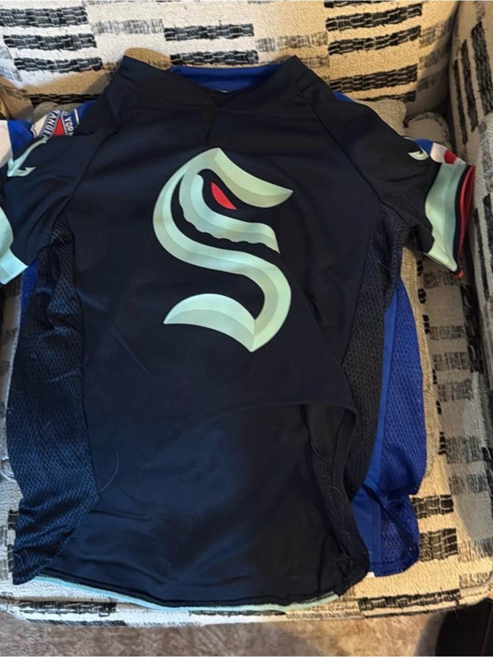 Dog NHL Hockey Seattle Kraken Jersey